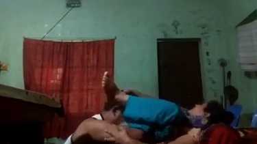 विधवा मकानमालिकिन की चूत चाट के चोदा हॉट इंडियन सेक्स वीडियो