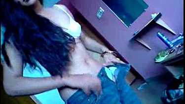 नाटक करने वाली बांग्ला गर्लफ्रेंड को लंड चुसाया फिर चूत चोदी स्कूलगर्ल बीएफ