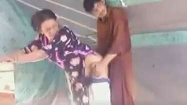 पाकिस्तानी पठान और हिजड़े की गांड चुदाई का वीडियो