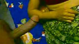 देहाती इंडियन मोम की बड़े लंड से चुदाई का क्सक्सक्स सेक्स क्लिप