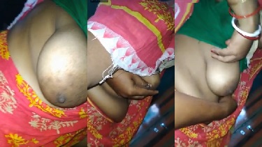 शहर से अगँव आये भांजे ने अपनी मामी के देहाती देसी बूब्स दबाए. देखें क्सक्सक्स वीडियो में मामी की चुंचियां दबाने का काण्ड.